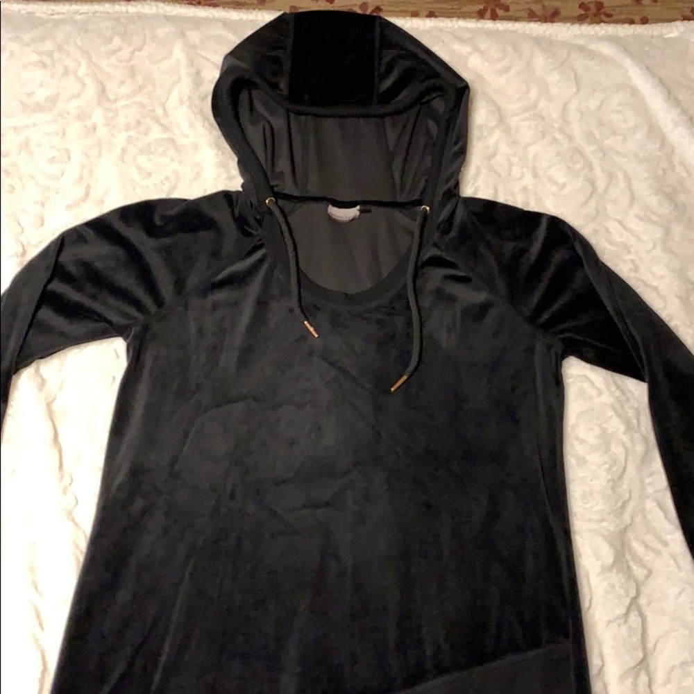 Black Velvet hoodie tunic